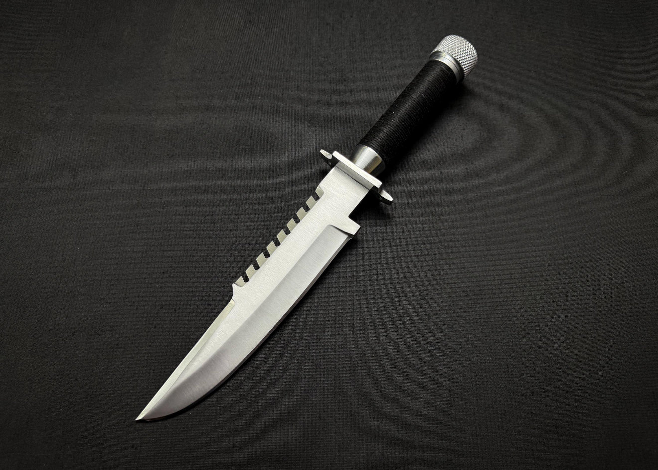 Commando Knife For Sale - Movie Replica Knife With D2 Tool Steel Blade Unique Blades Runner