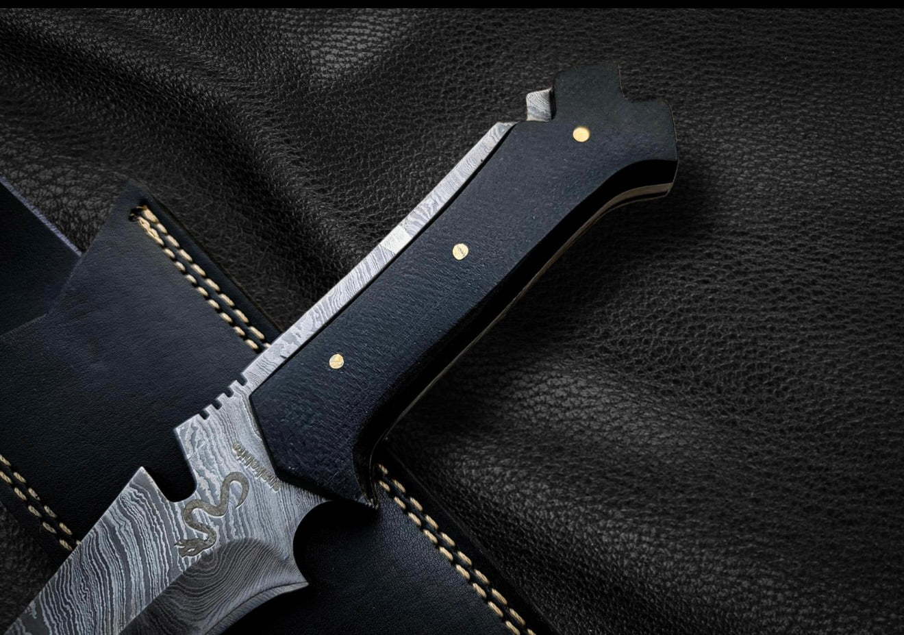 Resident Evil 4 Krauser Knife | Jack Krauser Damascus version with Leather Sheath Unique Blades Runner