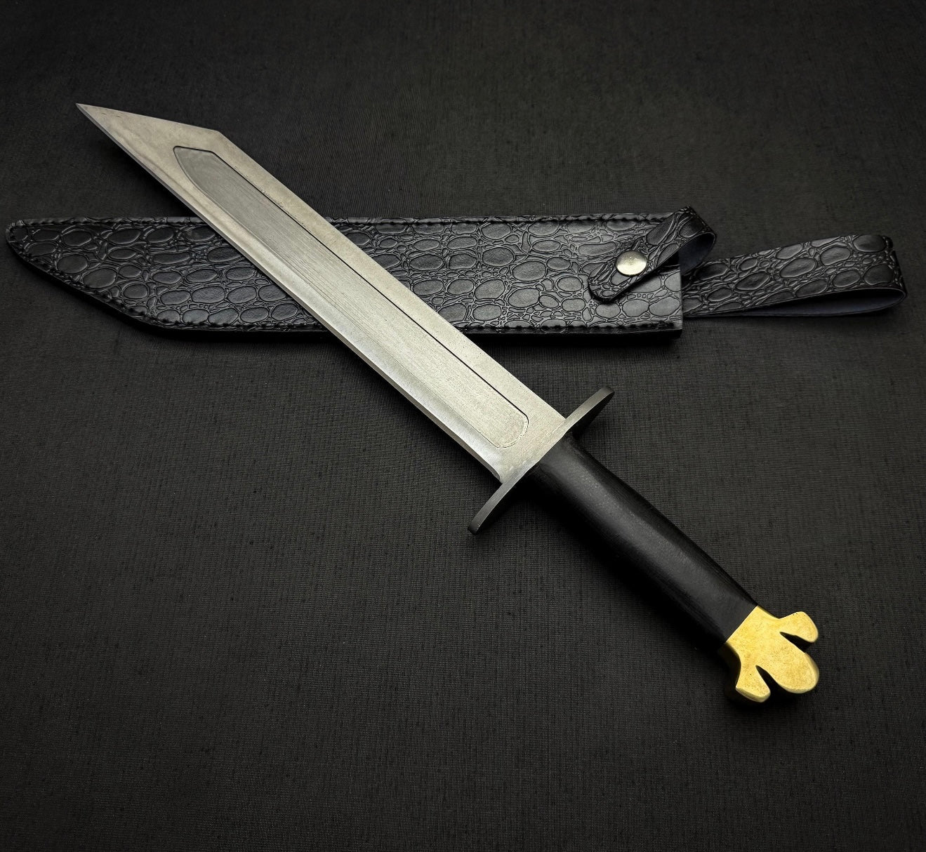 Uhtred Knife Replica with Leather Sheath – The Last Kingdom Unique Blades Runner