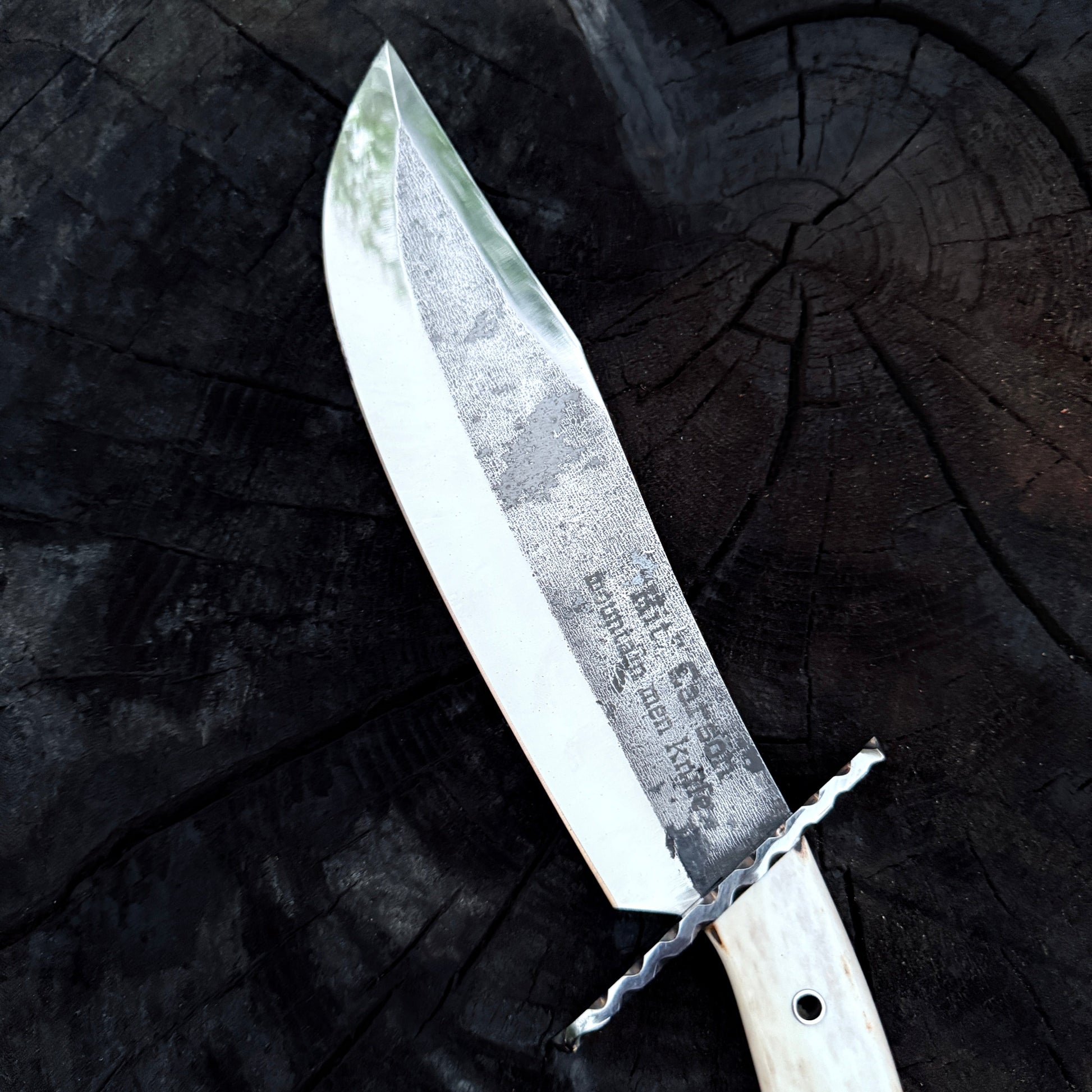 Mountain Bowie Knife | High Carbon Steel Hunting Knife with Stag Horn Handle Unique Blades Runner