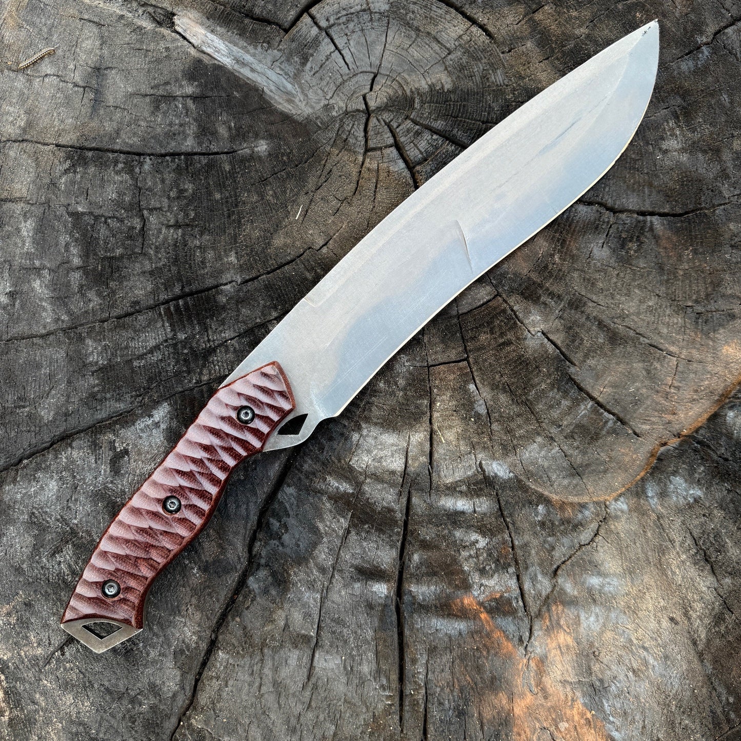 Handmade Tracker Knife – Carbon Steel Blade with Micarta Grip Unique Blades Runner