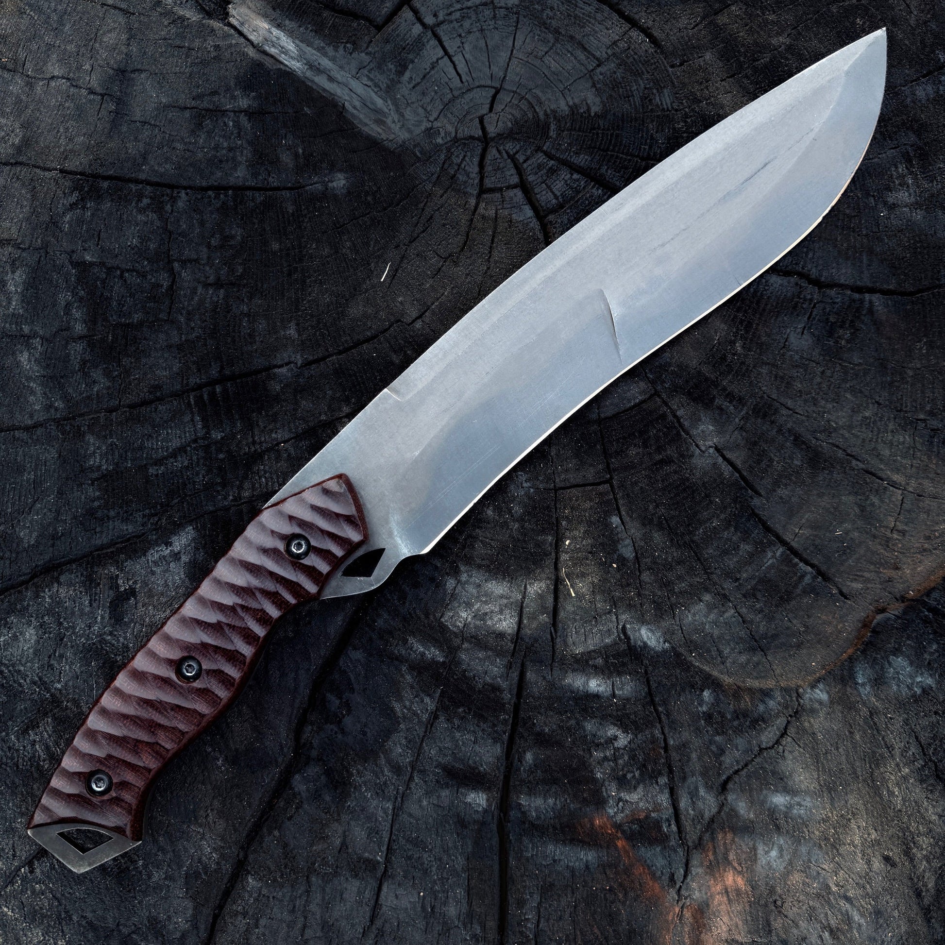 Handmade Tracker Knife – Carbon Steel Blade with Micarta Grip Unique Blades Runner