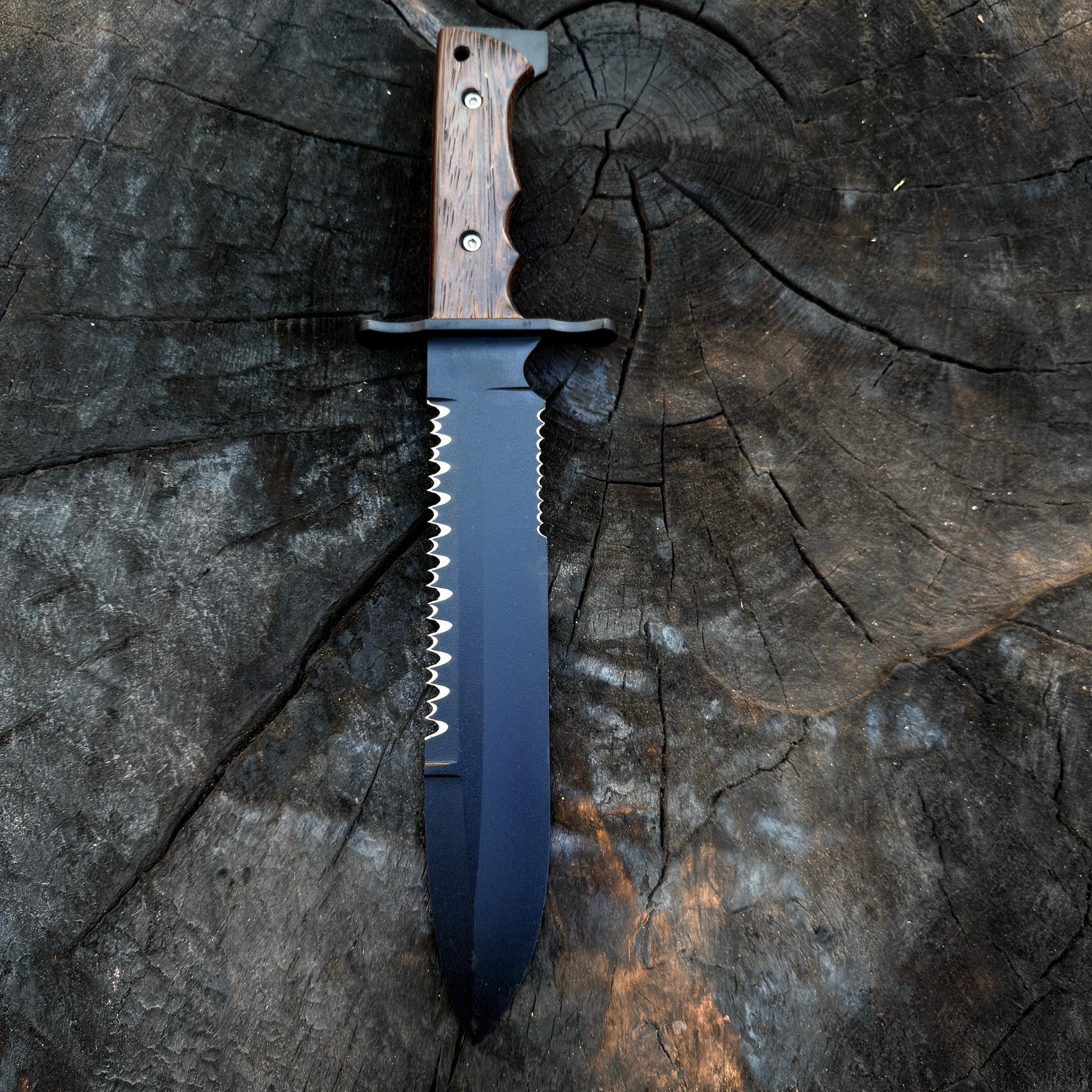Serrated Back Bowie Knife – Handmade Full Tang Knife with Wood Handle Unique Blades Runner