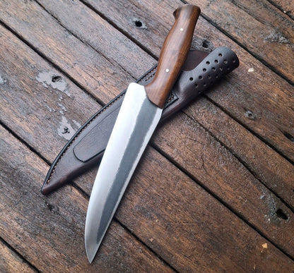 Handmade Bushcraft Knife with Walnut Wood Handle & Leather Sheath Unique Blades Runner