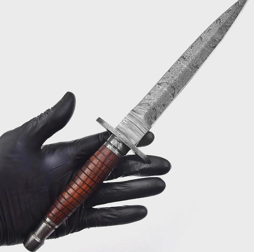 Fairbairn Sykes Commando Knife with Damascus Blade & Leather Sheath Unique Blades Runner