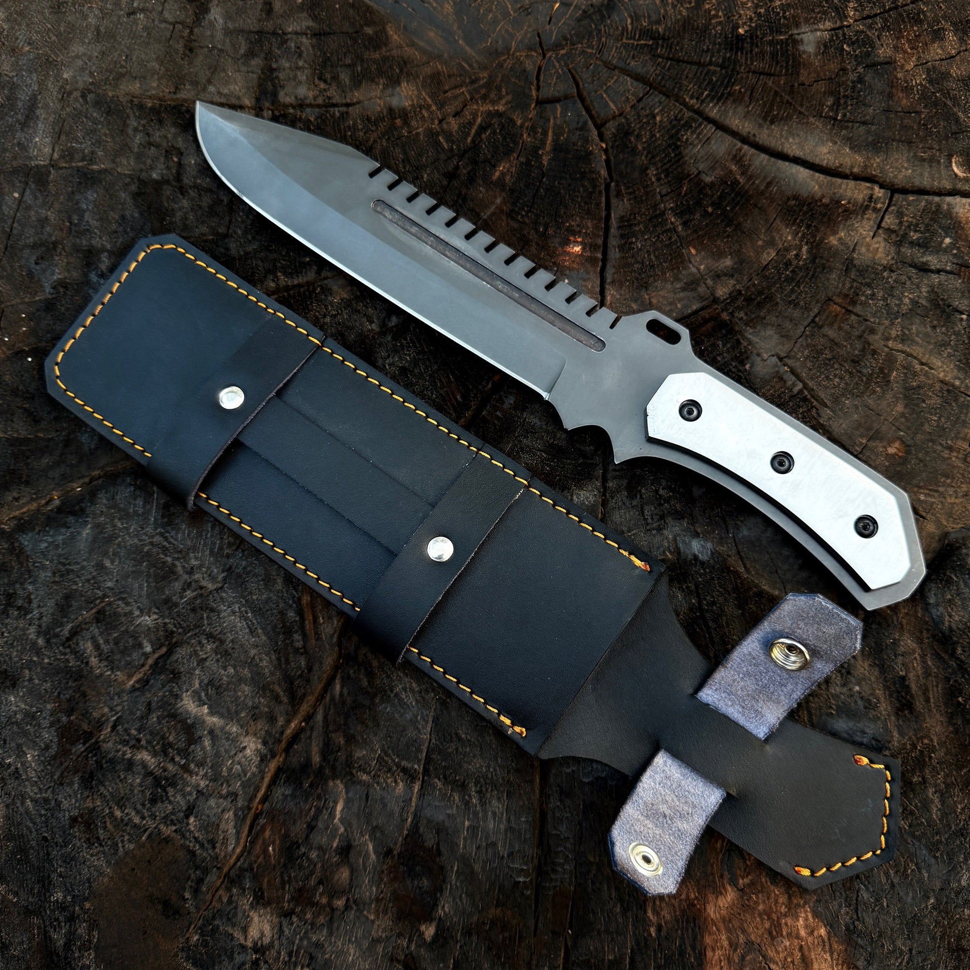 Albert Wesker Knife – Resident Evil 5 Knife Replica | Handmade Steel Blade Unique Blades Runner