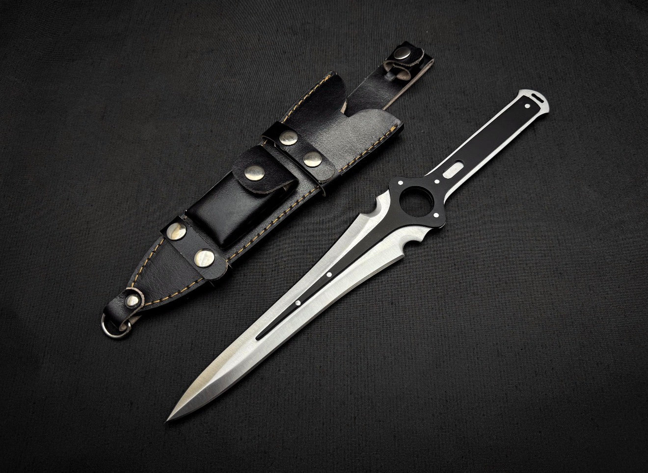 Persona Joker Knife – Handmade Replica Knife with Leather Sheath Unique Blades Runner