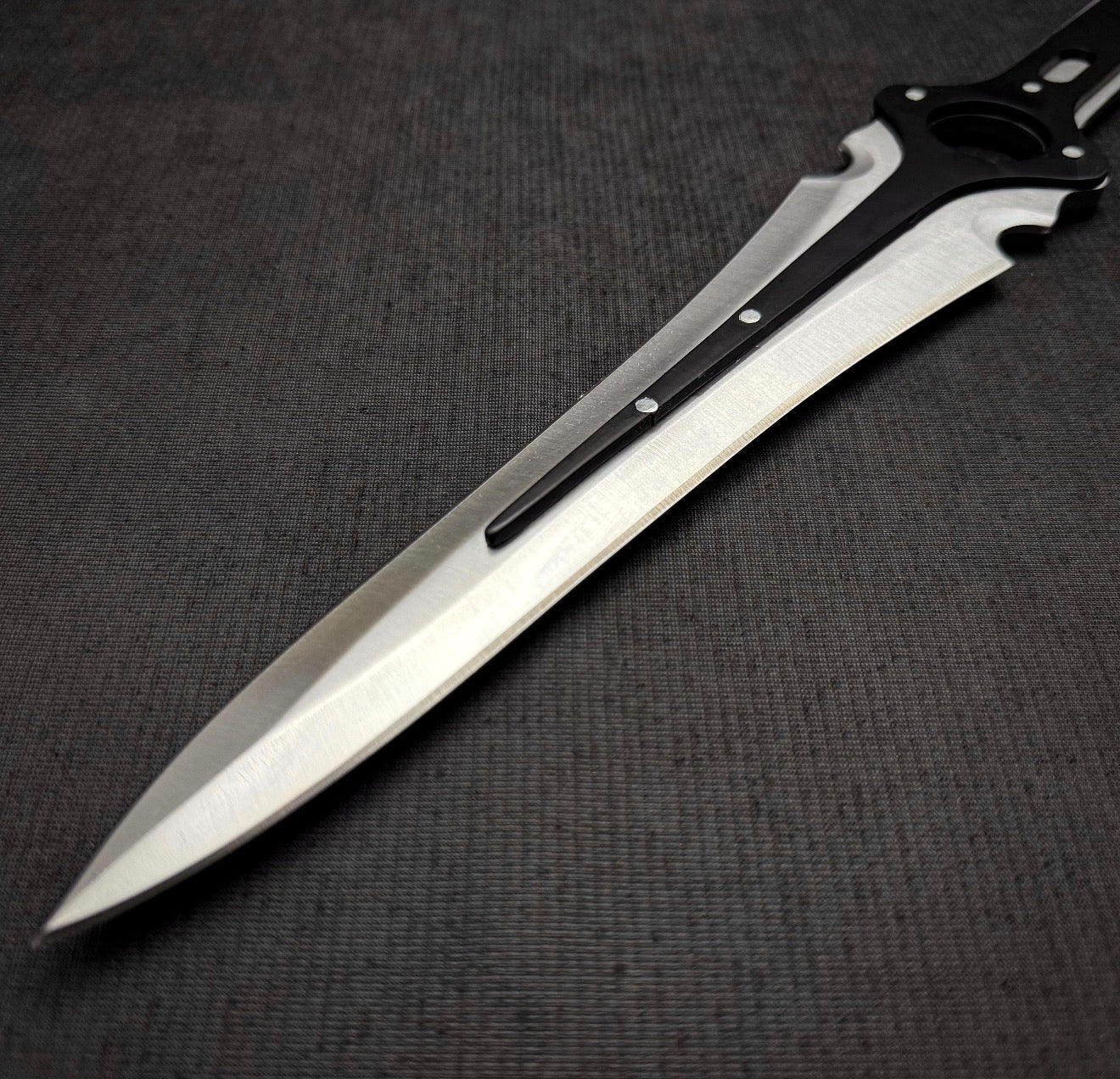 Persona Joker Knife – Handmade Replica Knife with Leather Sheath Unique Blades Runner