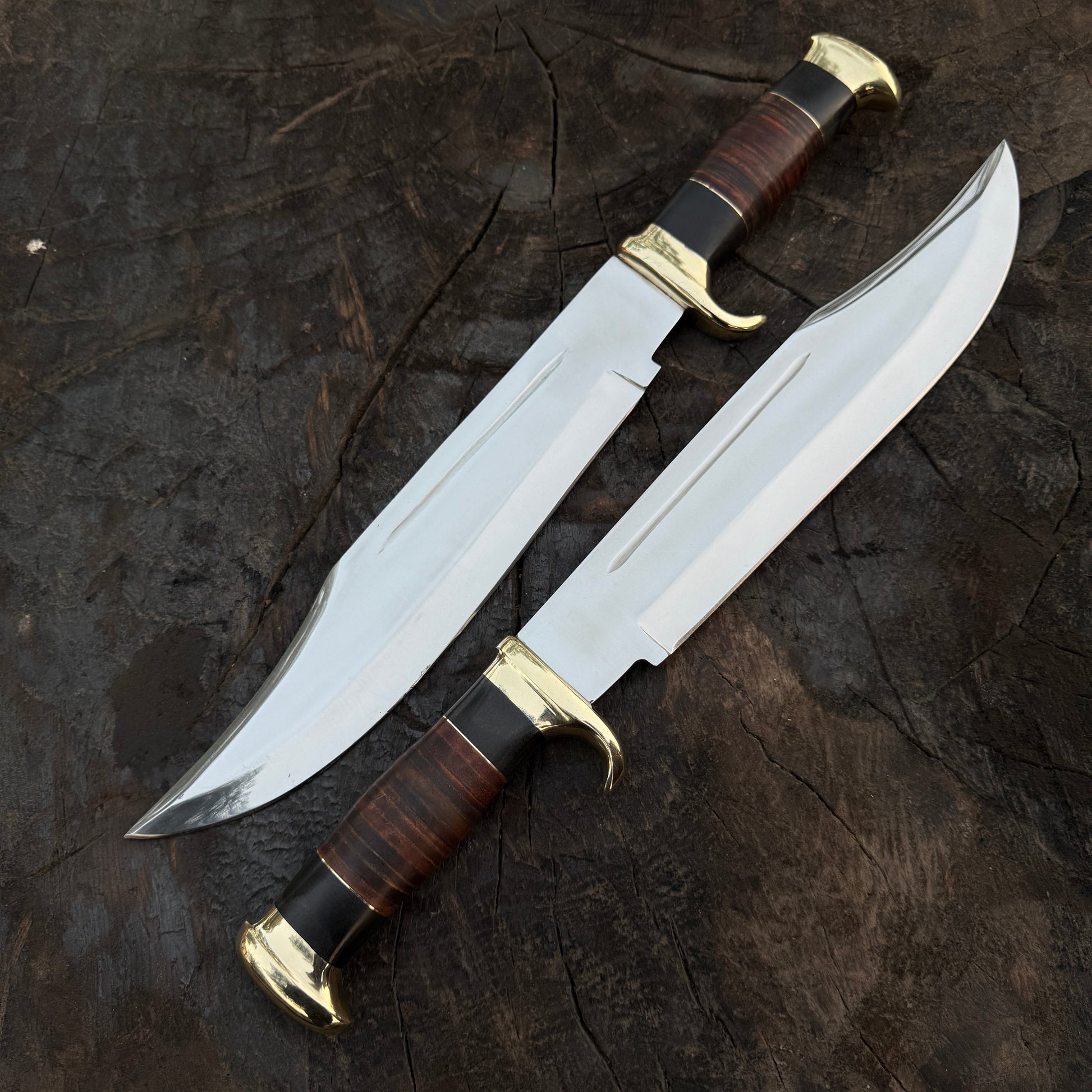 Set of 2 Crocodile Dundee Knife - D2 Tool Steel With Stacked Leather Unique Blades Runner