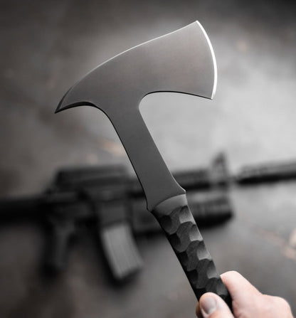 Tactical Full Tang Tomahawk Axe With G10 Handle – Black Finish Unique Blades Runner