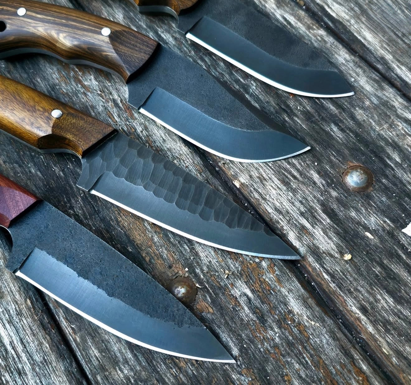 Handmade Skinning Knife Set Forged Steel Knives with Wood Handles Unique Blades Runner