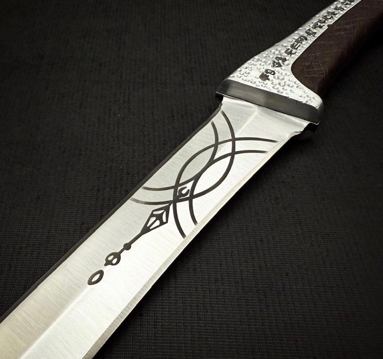 Dune Paul Atreides Crysknife – Forged D2 Tool Steel Blade Unique Blades Runner
