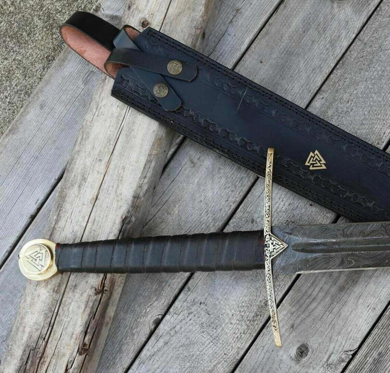 Custom Handmade Damascus Steel Medieval Longsword with Black Leather Sheath Unique Blades Runner