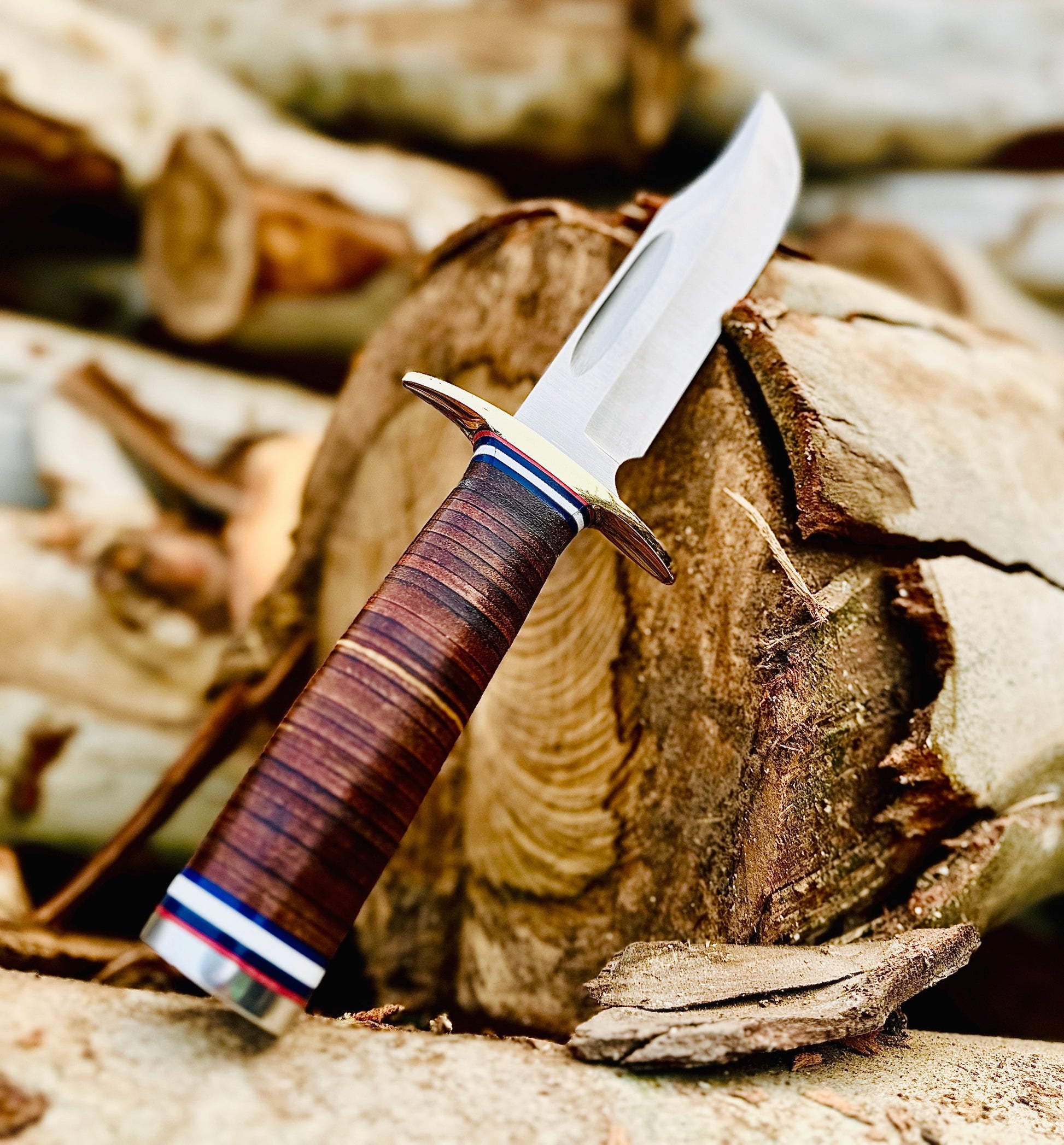 Compact Bowie Knife | Best Gift for Hunting & Survival | Leather Sheath Unique Blades Runner