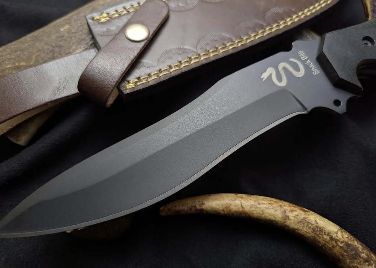 Ada Wong Knife Re4 - Resident Evil 4 Remake - Black Coated Knife Gaming Prop - Unique Blades Runner