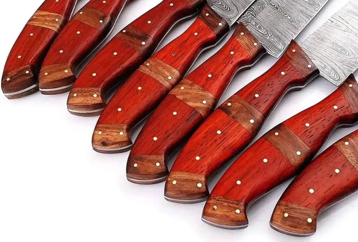 Chef Knife Set – Handmade Damascus Steel Kitchen Knives with Wood Handle - Unique Blades Runner