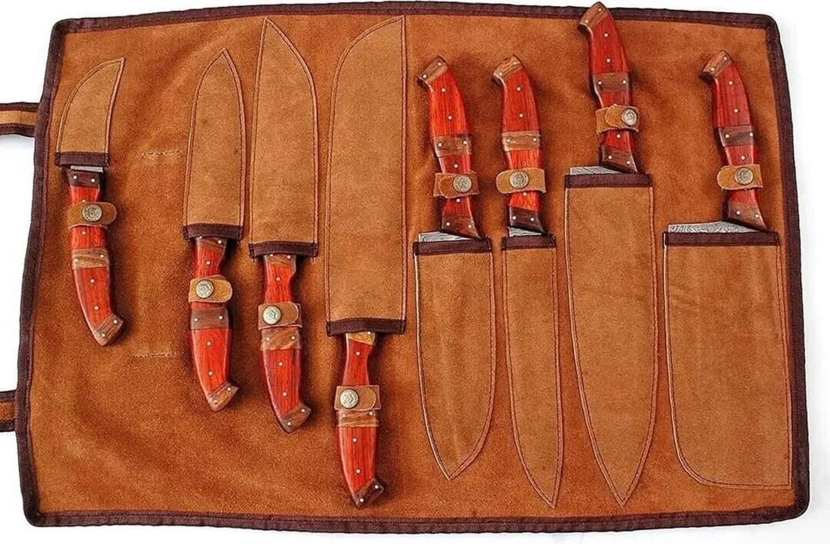 Chef Knife Set – Handmade Damascus Steel Kitchen Knives with Wood Handle - Unique Blades Runner