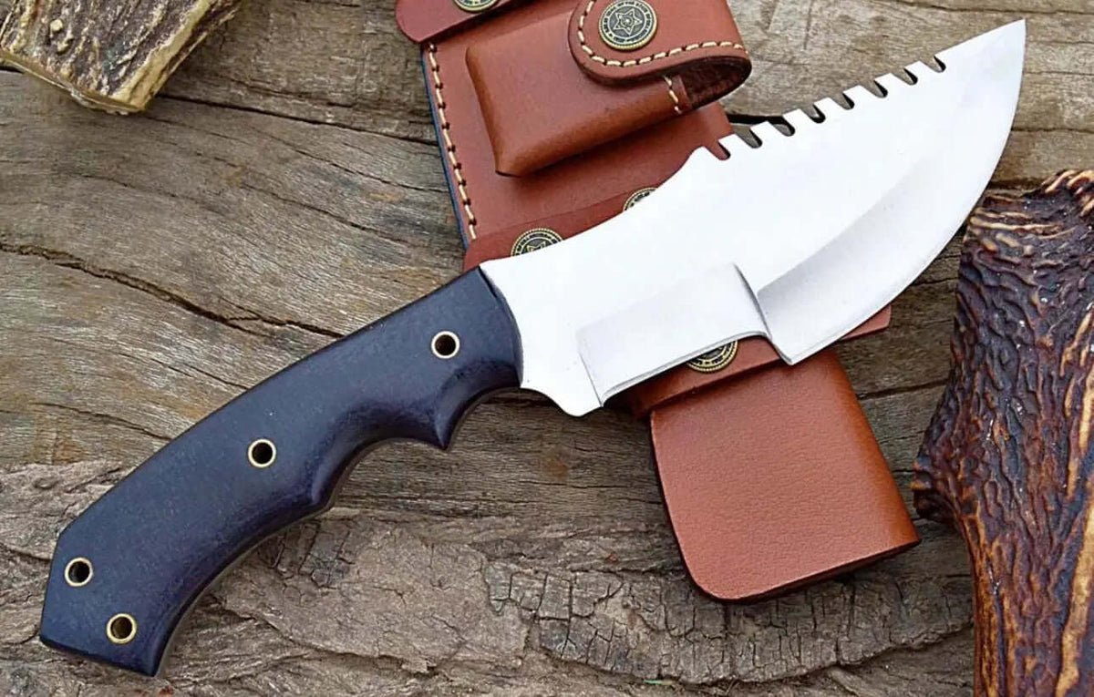 Custom Survival Tracker Knife with Sawback Blade & Leather Sheath - Unique Blades Runner