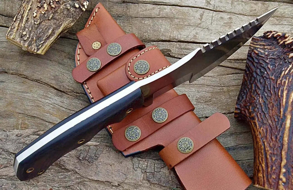 Custom Survival Tracker Knife with Sawback Blade & Leather Sheath - Unique Blades Runner