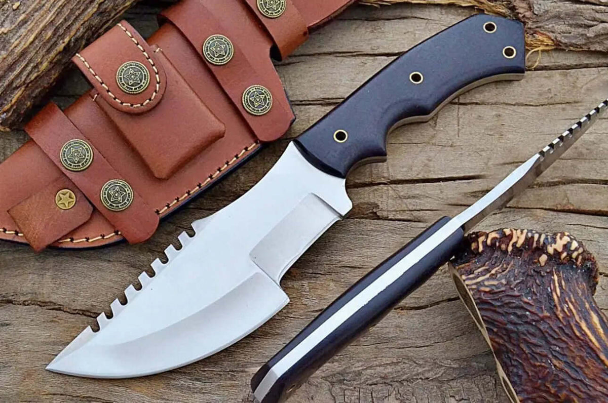Custom Survival Tracker Knife with Sawback Blade & Leather Sheath - Unique Blades Runner
