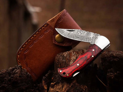 Damascus Folding Knife – Red Wood Handle Pocket Knife - Unique Blades Runner