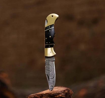 Damascus Steel Folding Knife – Black Horn Handle Pocket Knife - Unique Blades Runner
