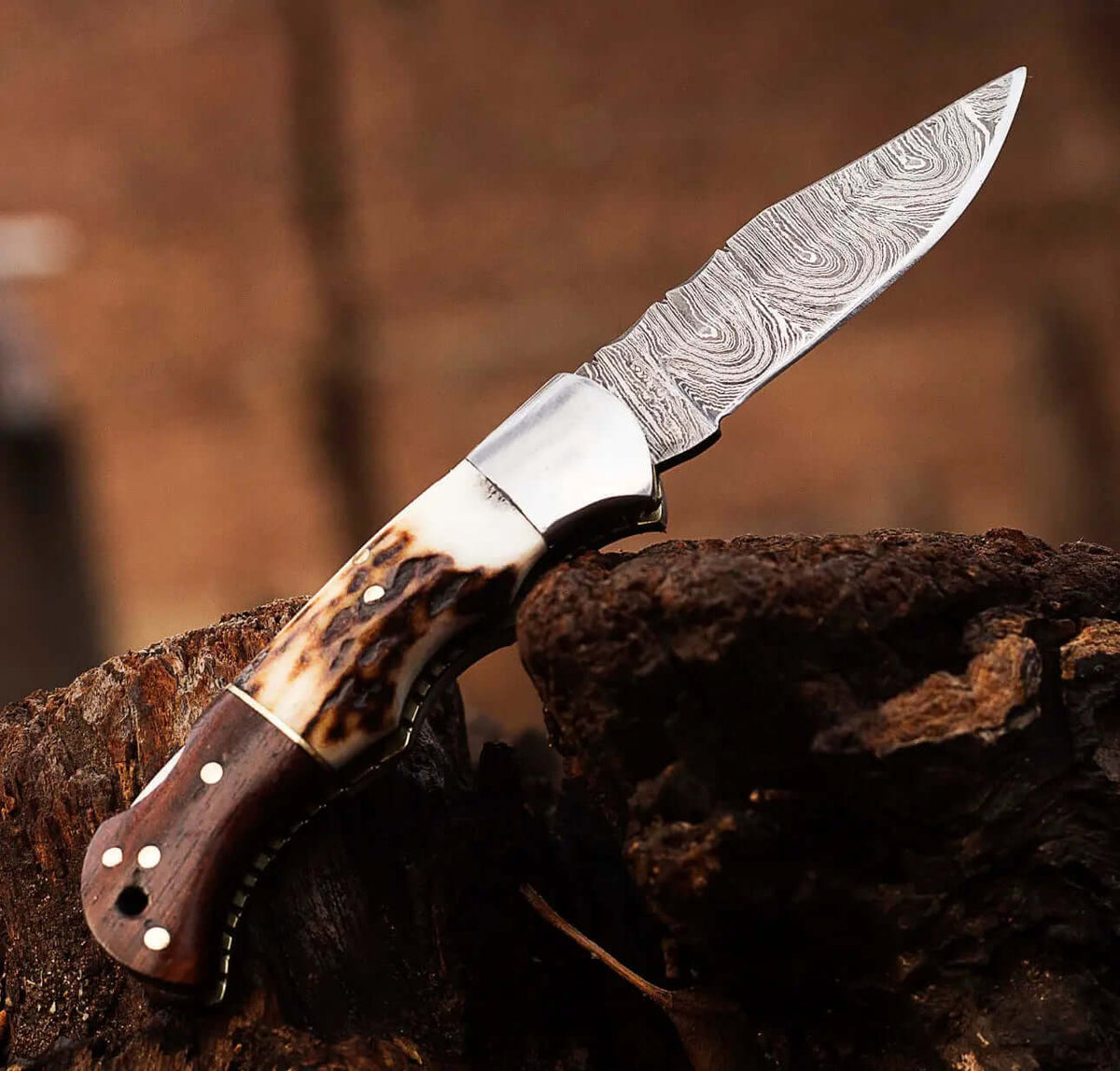 Damascus Steel Folding Knife – Stag & Wood Handle with Leather Sheath - Unique Blades Runner