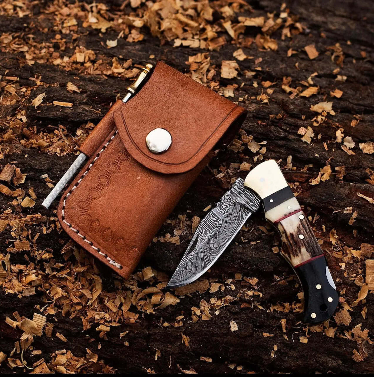 Damascus Steel Pocket Knife – Stag & Brass Handle Folding Knife - Unique Blades Runner