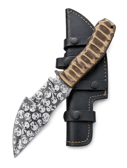 Handmade Tracker Knife with Skull Pattern Blade - Unique Blades Runner