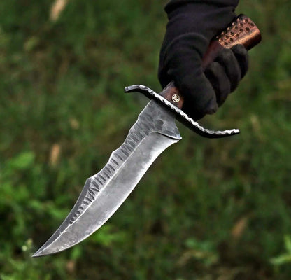 Lot of 50 Carbon Steel Bowie Knives | Handmade Bulk Knife Set with Sheaths - Unique Blades Runner