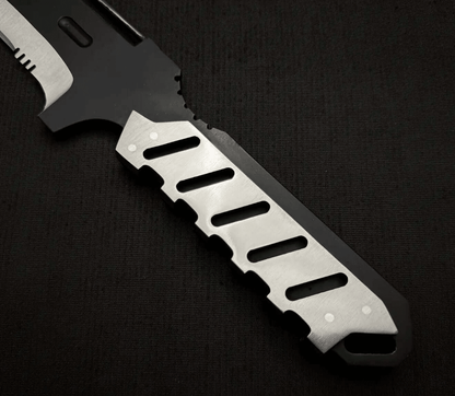 MGS4 Knife Replica | Solid Snake Metal Gear Inspired Collectible Blade - Unique Blades Runner