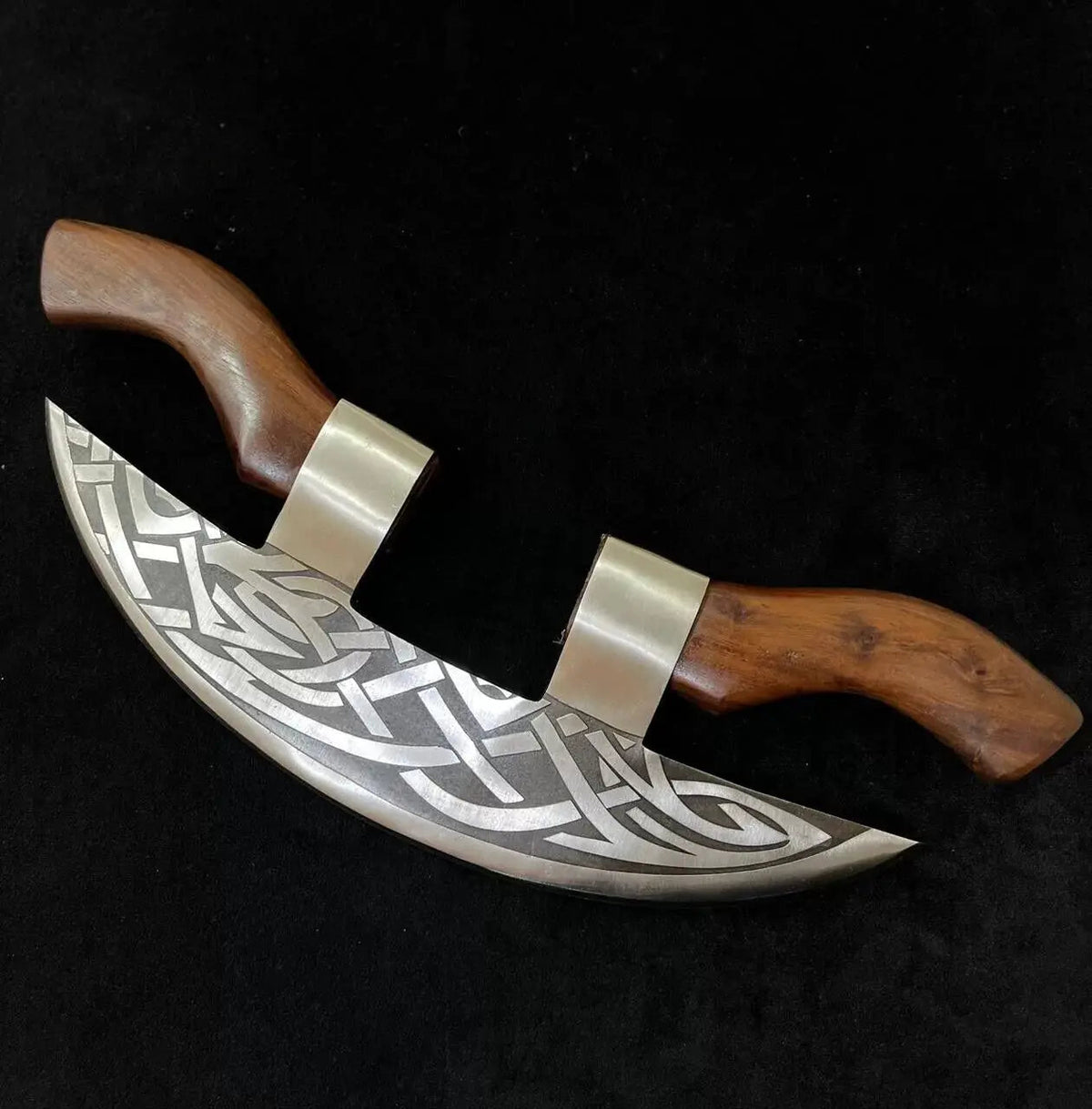 Pizza Cutter Axe – Best Pizza Cutter Gift for Him – Leather Sheath Included - Unique Blades Runner
