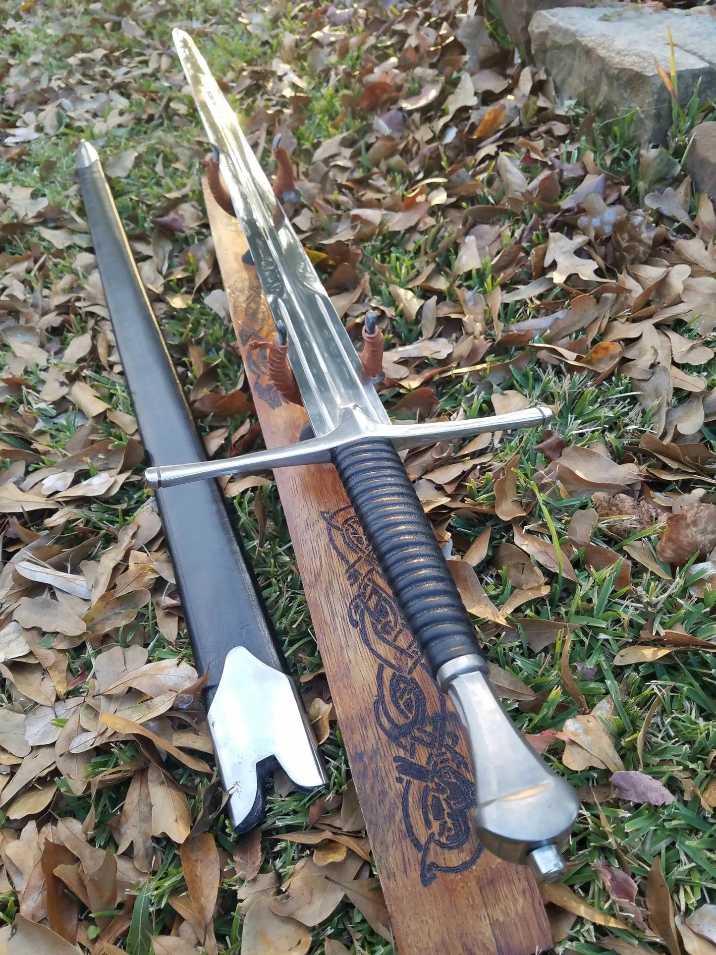 Sword of Roven – Decorative Sword | Best Christmas Gift for Collectors Unique Blades Runner