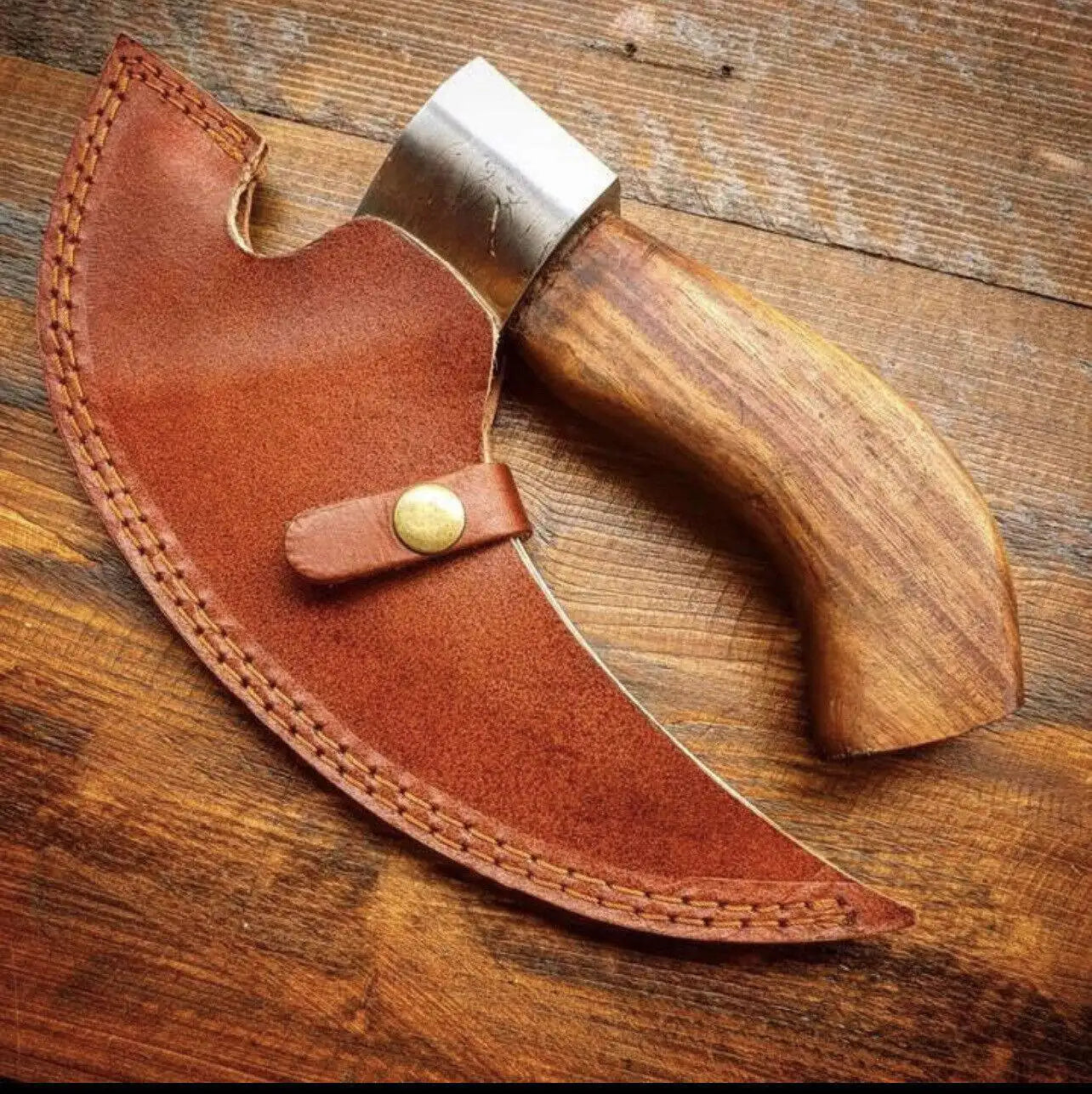 Handmade Viking Style Pizza Cutter Axe – Best Gift for Birthdays, Anniversaries, and Easter – Includes Leather Sheath Unique Blades Runner