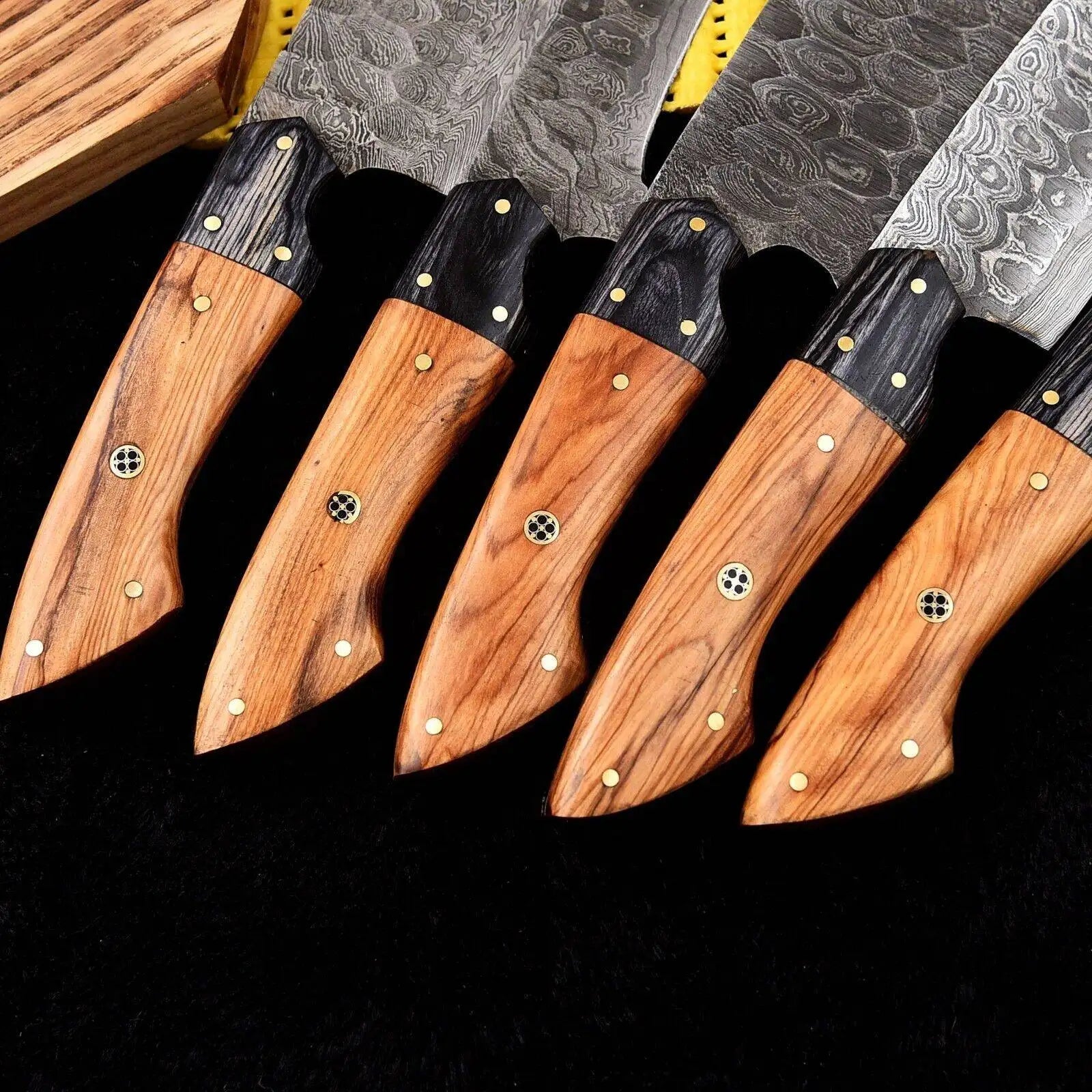Handmade Damascus Steel Chef Knife Set with Olive Wood Handle – Full Tang Unique Blades Runner