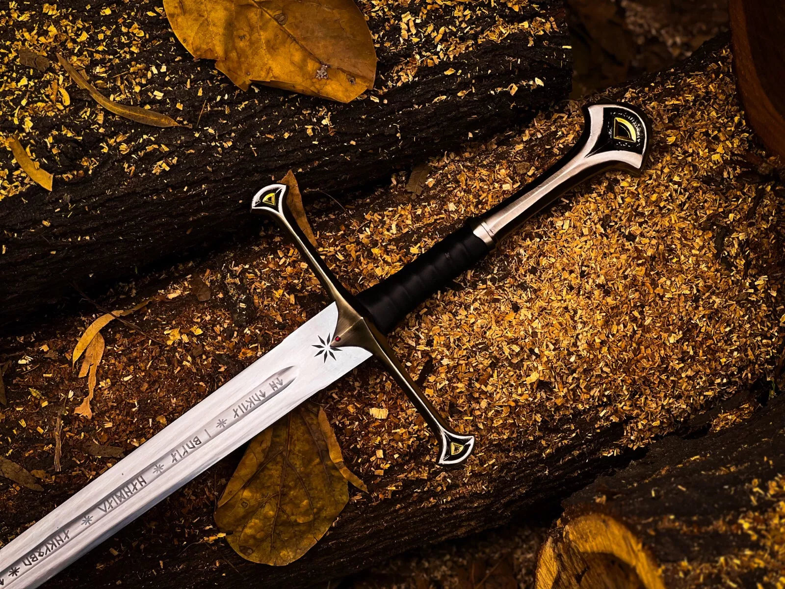 Anduril Sword Replica | Handmade King Elessar Sword Collectible | LOTR Sword Unique Blades Runner