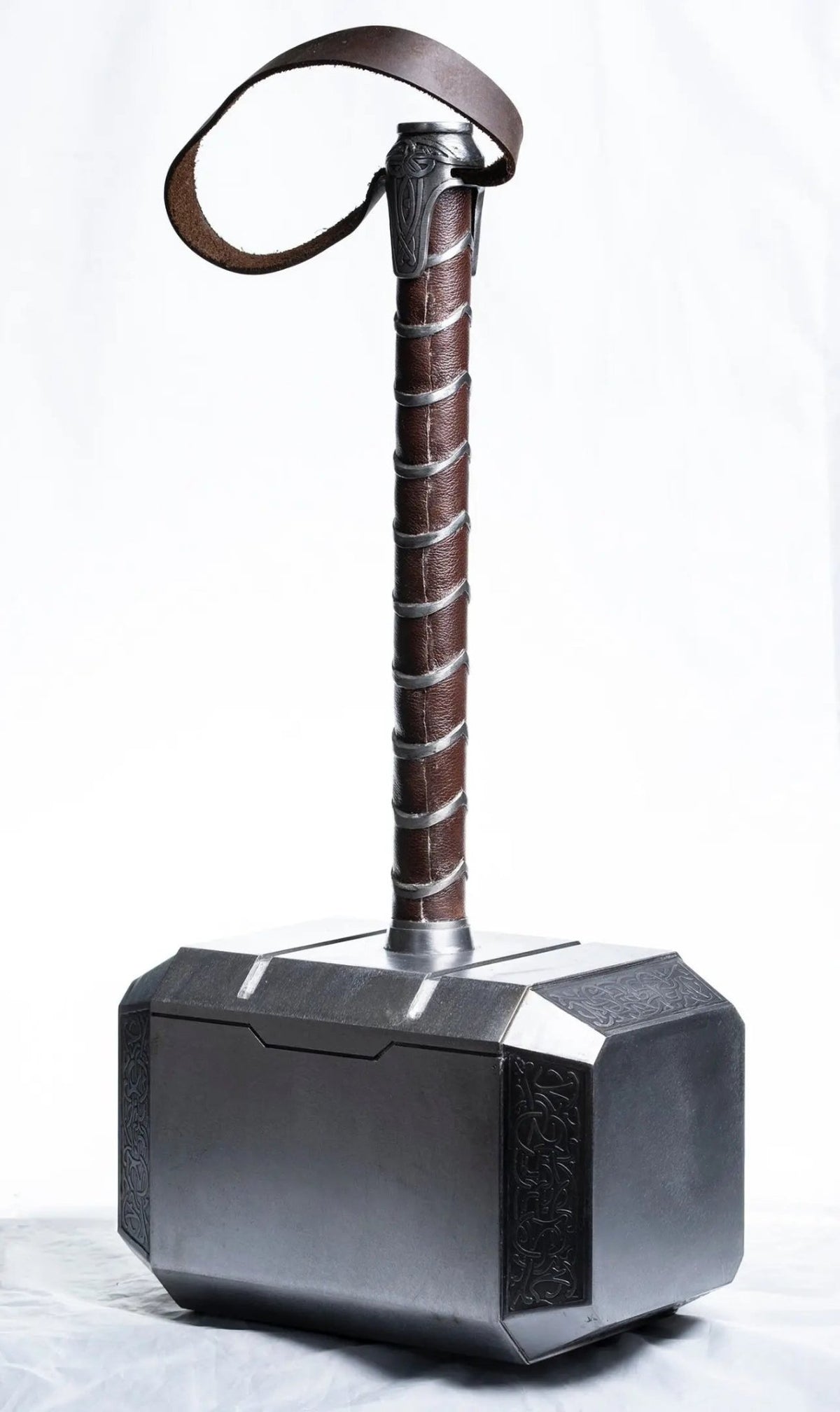 Thor Hammer Replica - From Thor - The Dark World - The Avengers 2 - Unique Blades Runner