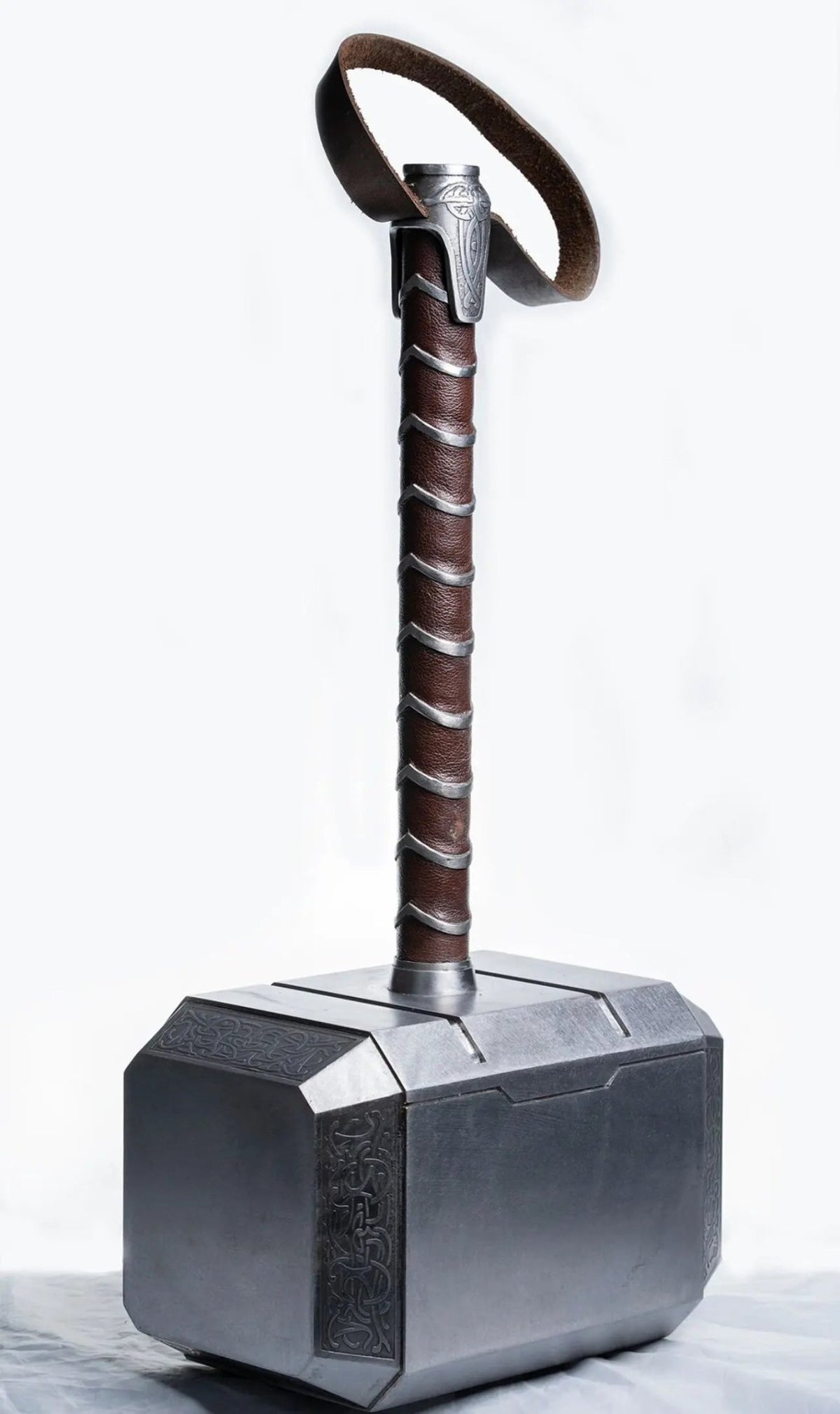 Thor Hammer Replica - From Thor - The Dark World - The Avengers 2 - Unique Blades Runner