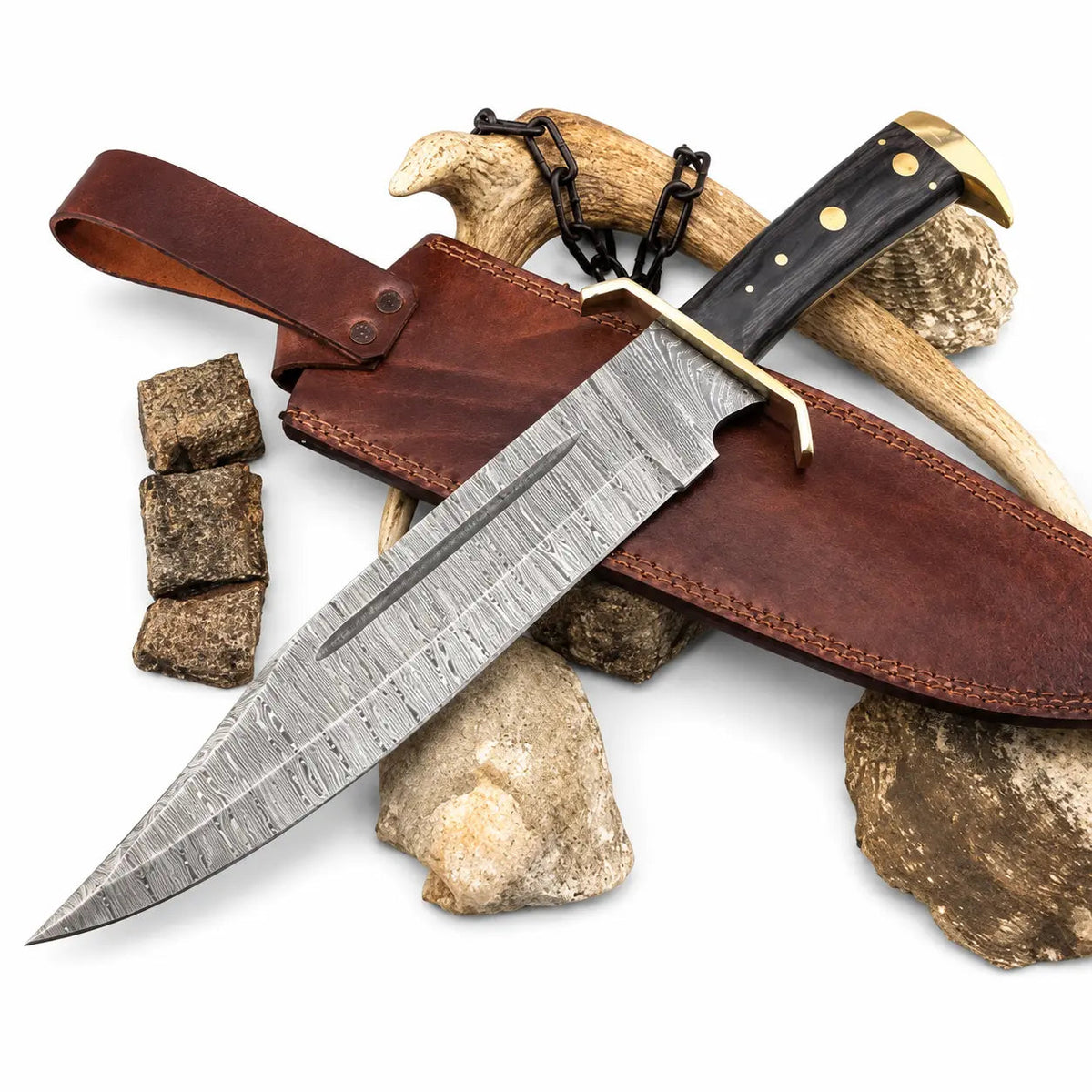 Timber Rattler Bowie Knife – Damascus Steel with Wood Handle - Unique Blades Runner