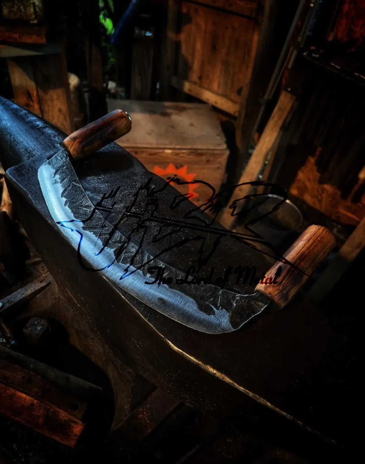 Ulu Pizza Cutter – Forged High Carbon Steel with Wood Handle - Unique Blades Runner