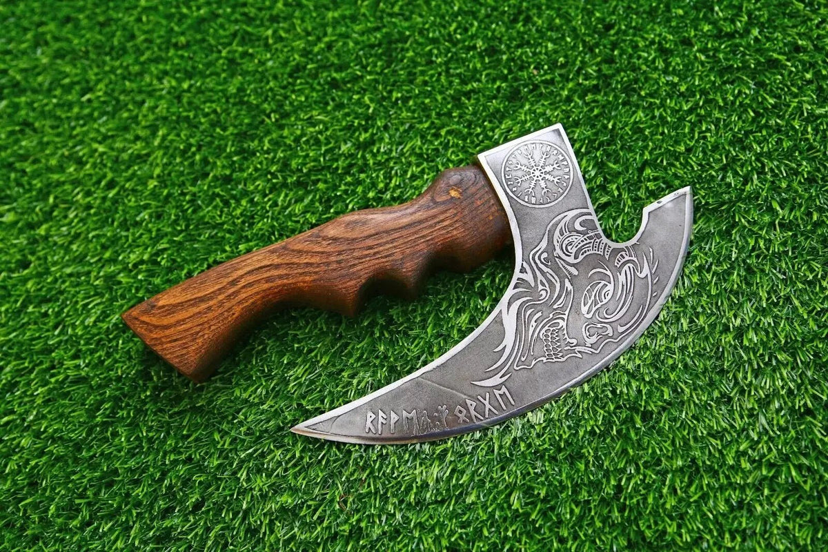 Viking Style Pizza Cutter Axe | Handmade Pizza Cutter | Best Gift for Him | Includes Leather Sheath - Unique Blades Runner