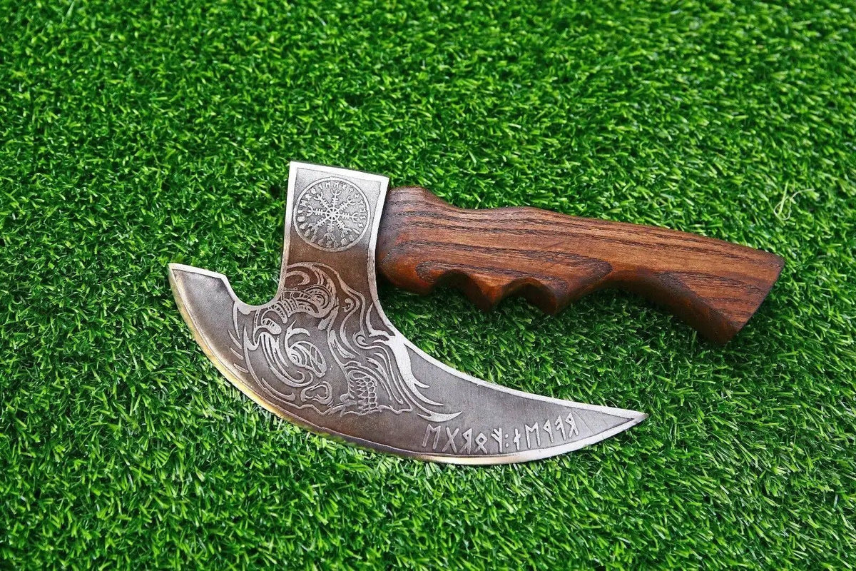 Viking Style Pizza Cutter Axe | Handmade Pizza Cutter | Best Gift for Him | Includes Leather Sheath - Unique Blades Runner
