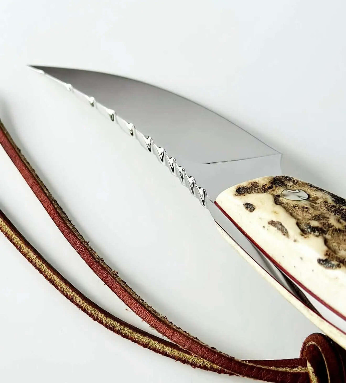 Vintage Hunter Skinner Knife, handmade by Henry Heitler - Unique Blades Runner